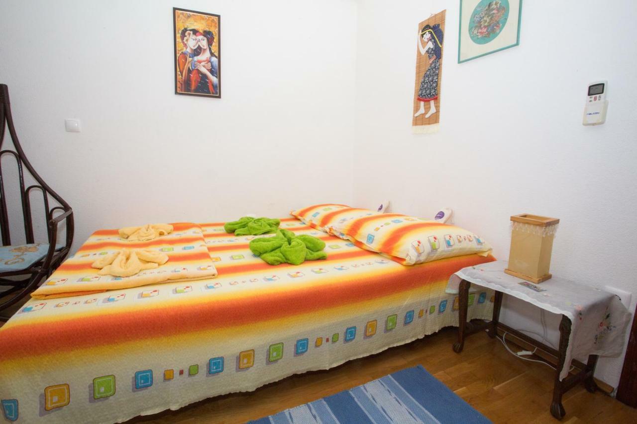 Apartments Mihic มาคาร์สกา ภายนอก รูปภาพ