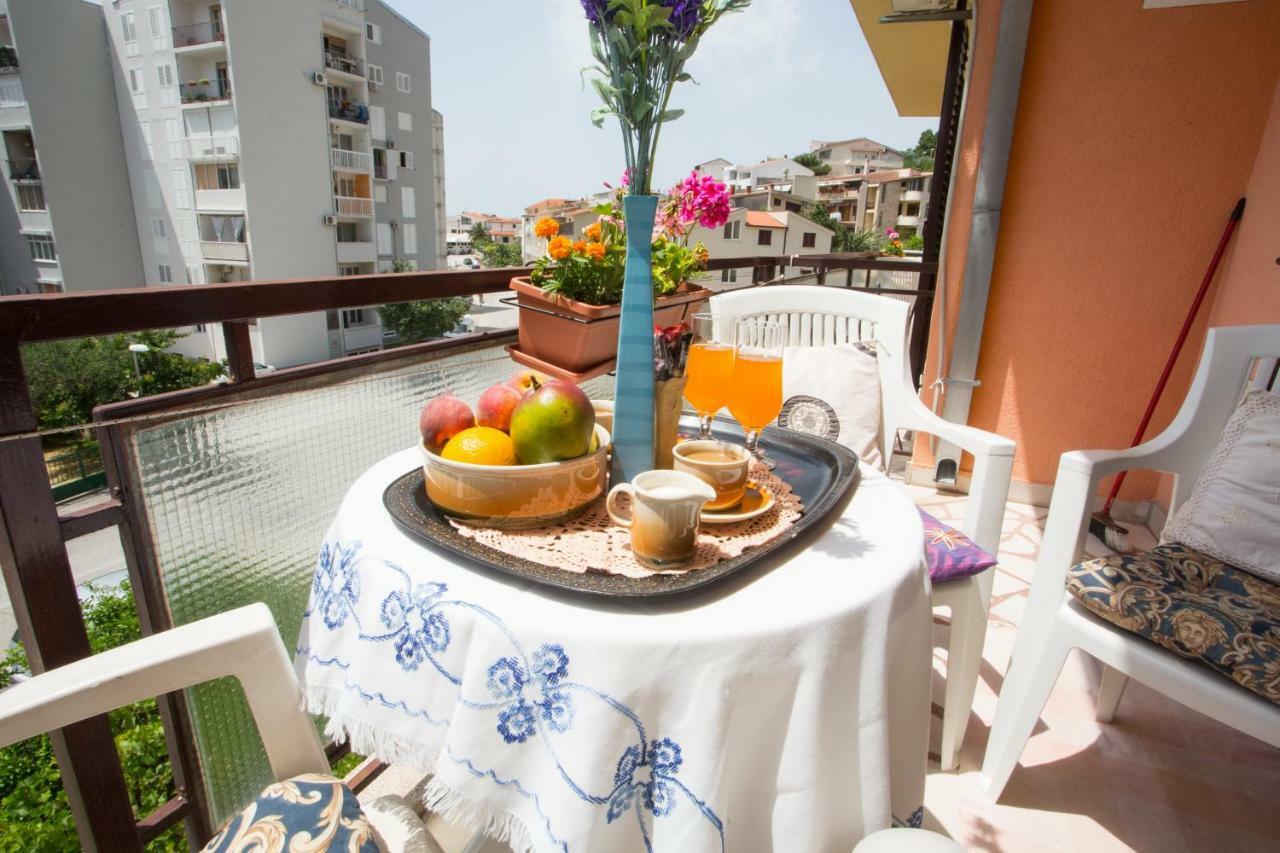 Apartments Mihic มาคาร์สกา ภายนอก รูปภาพ
